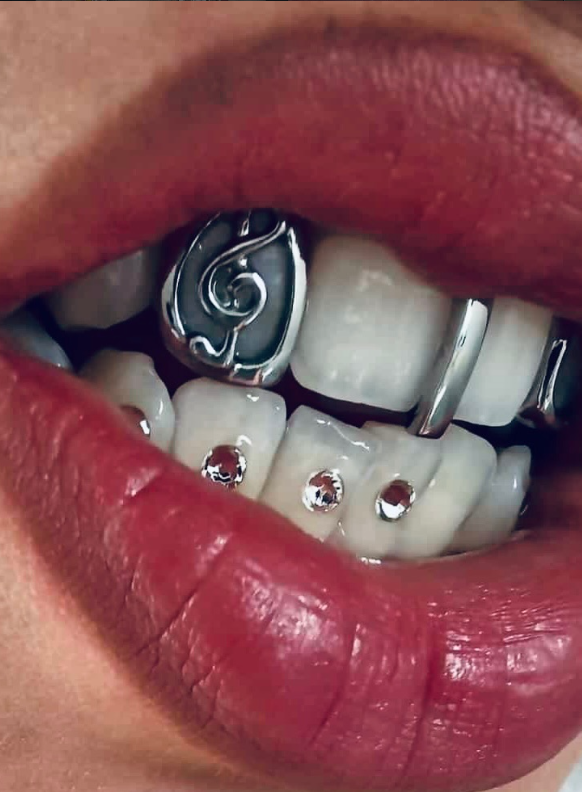 Monkey Grillz Custom Piece 3