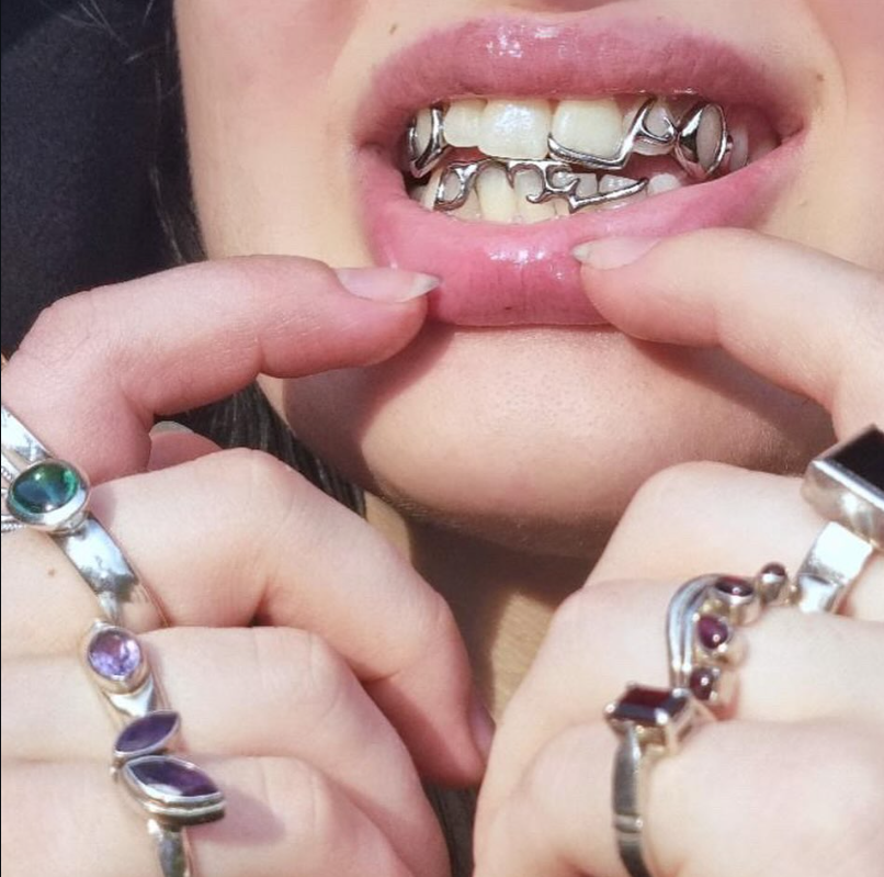 Monkey Grillz Custom Piece 7